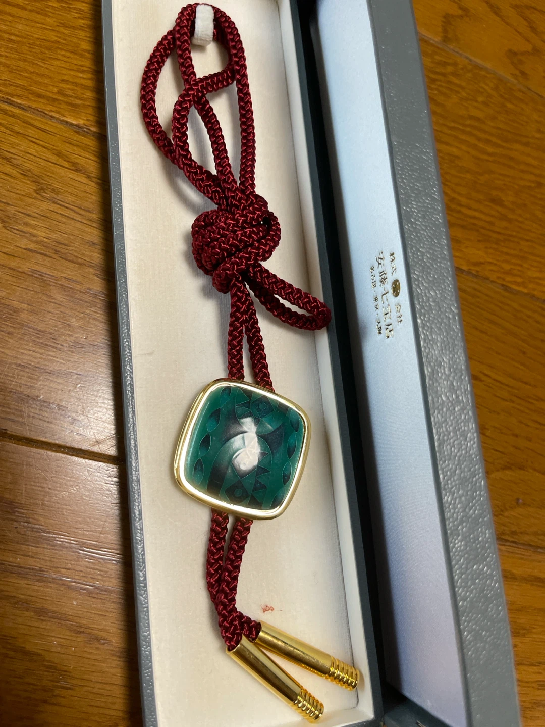 安藤七宝店 ループタイ ターコイズ風装飾