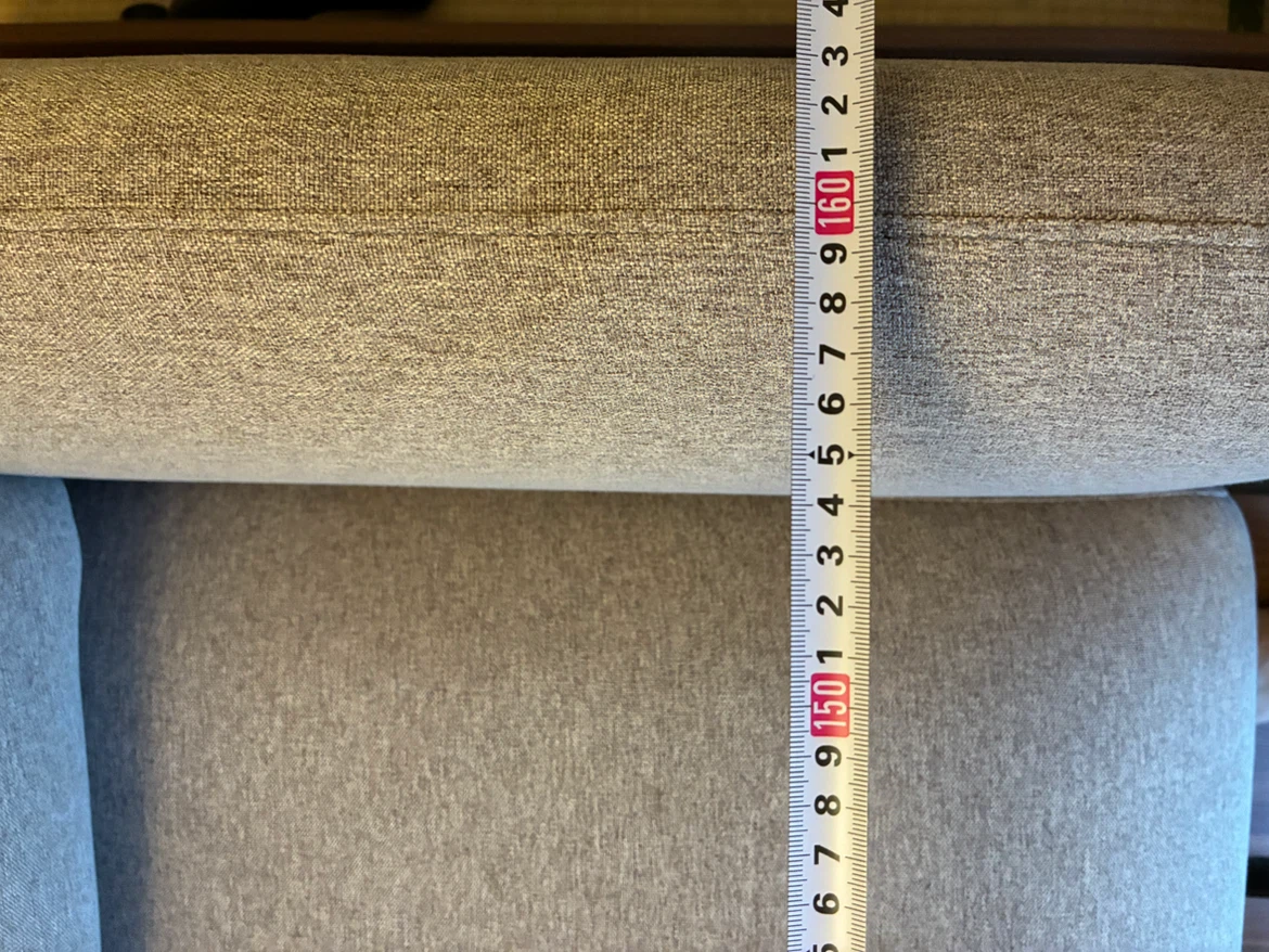 IKEA 2人掛けソファの写真2枚目