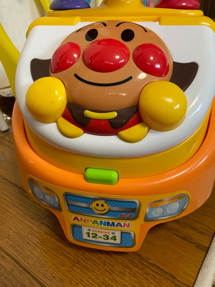 アガツマ アンパンマン よくばりビジーカーの写真5枚目