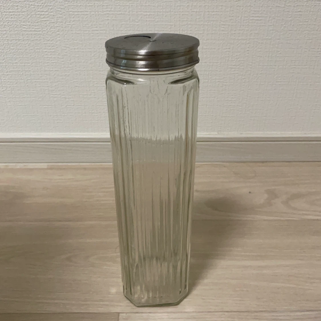 ガラス製パスタ入れ　(8/1までの販売)