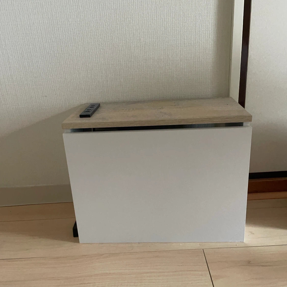 ケーブル収納ボックス コンセント付き 木目調 ホワイト