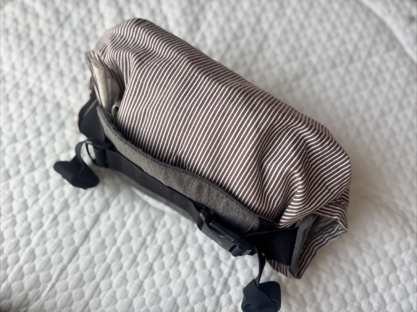 エルゴベビー 抱っこ紐 OMNI 360 グレーの写真3枚目