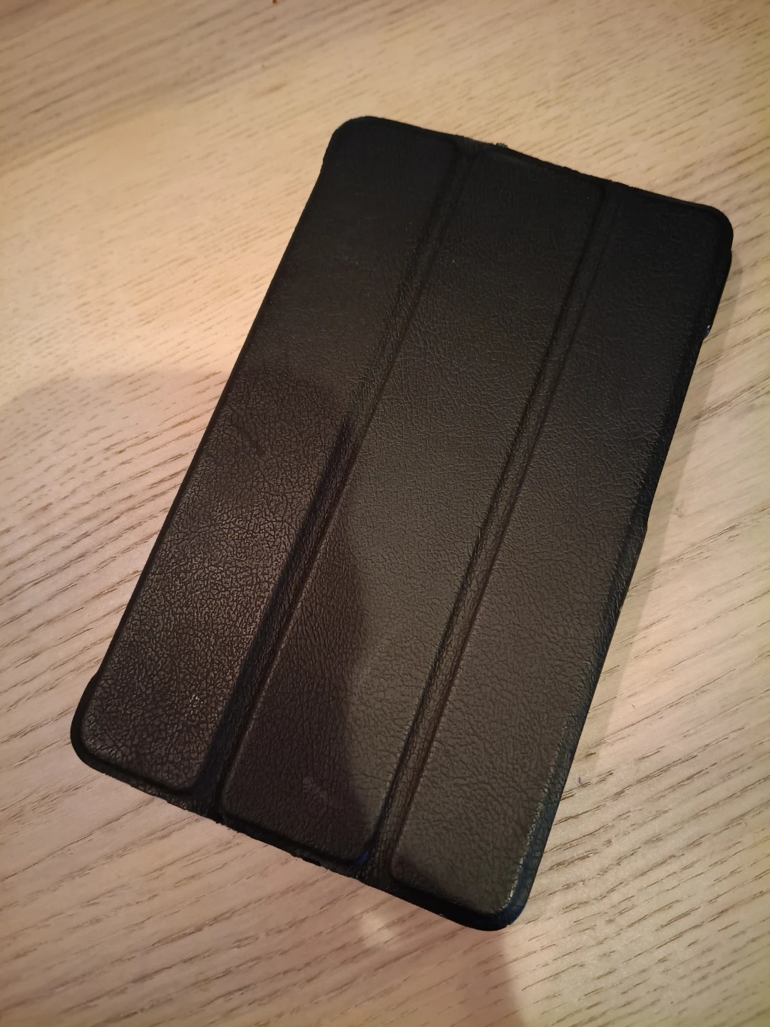 レノボ タブレット TB-7305Fの写真10枚目