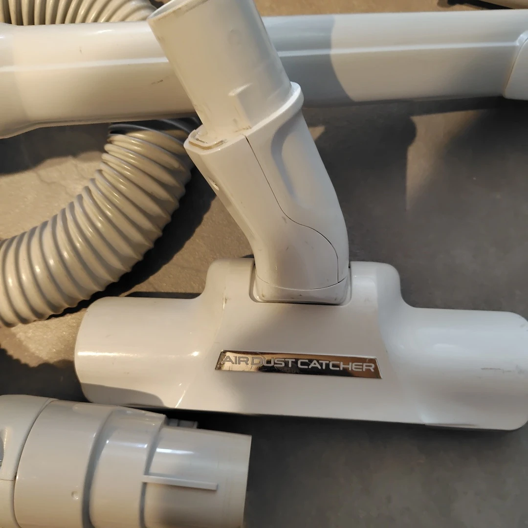 パナソニック 掃除機 MC-SK17A（2019年製）の写真6枚目