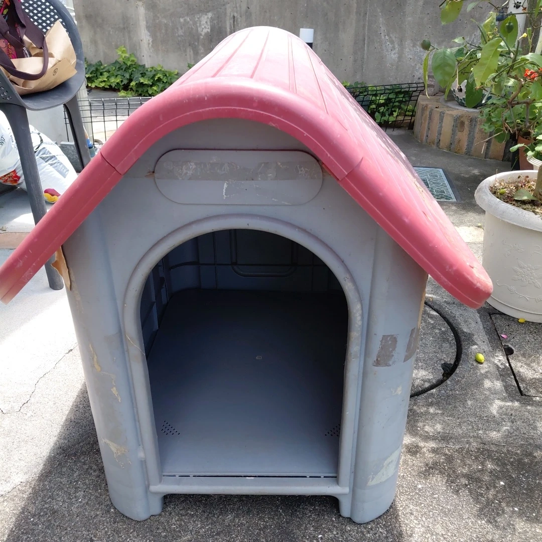 最終です。犬用ハウス 屋外用 レッド×グレー