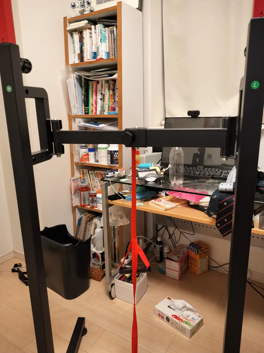 折りたたみ可能懸垂マシン　 ぶら下がり健康器の写真3枚目