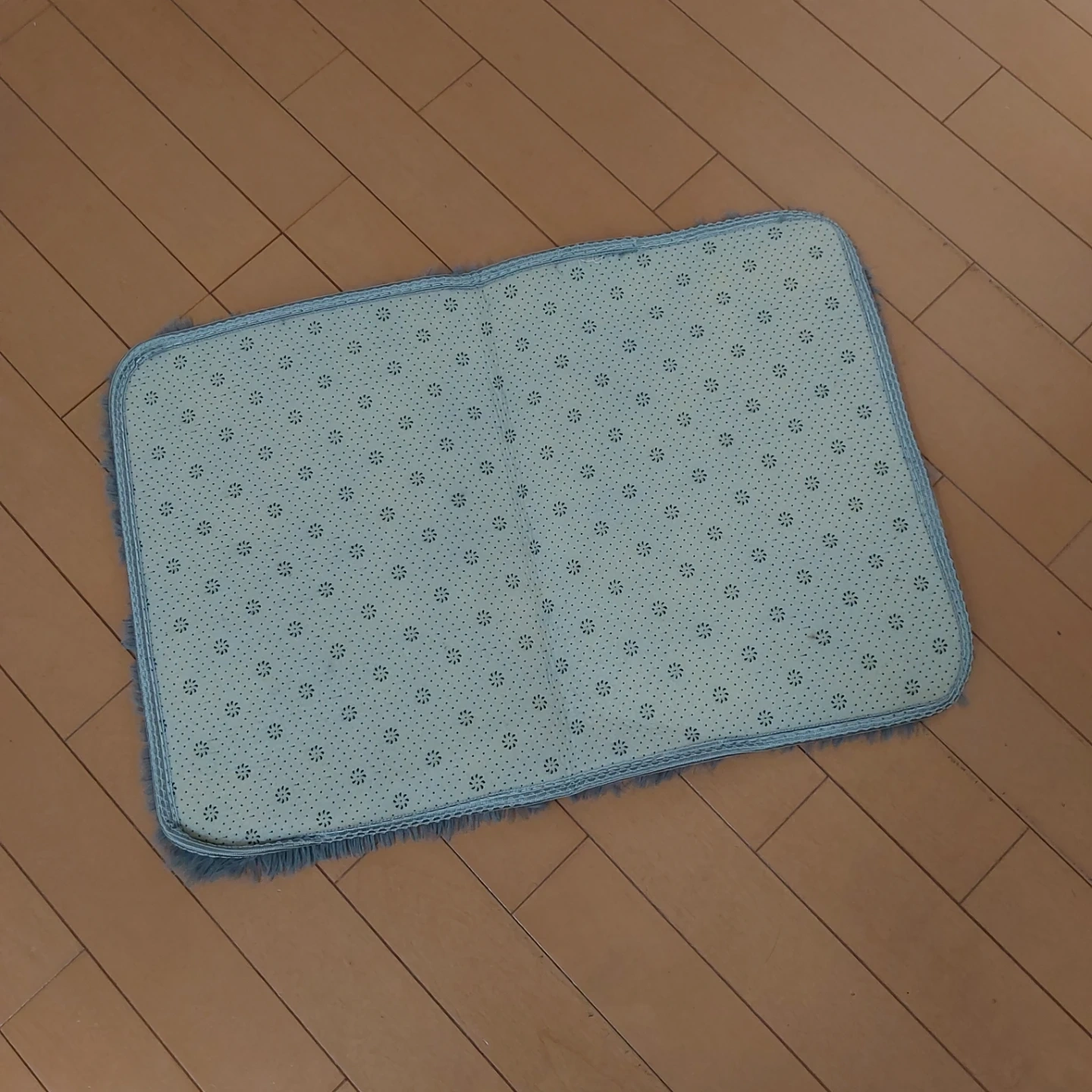 ふわふわ 長毛ラグマット グレー 滑り止め付きの写真2枚目