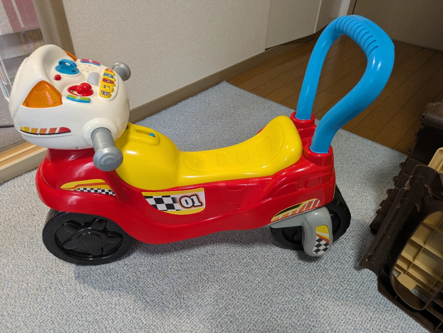 ブイテック 3in1 乗用玩具 赤の写真6枚目
