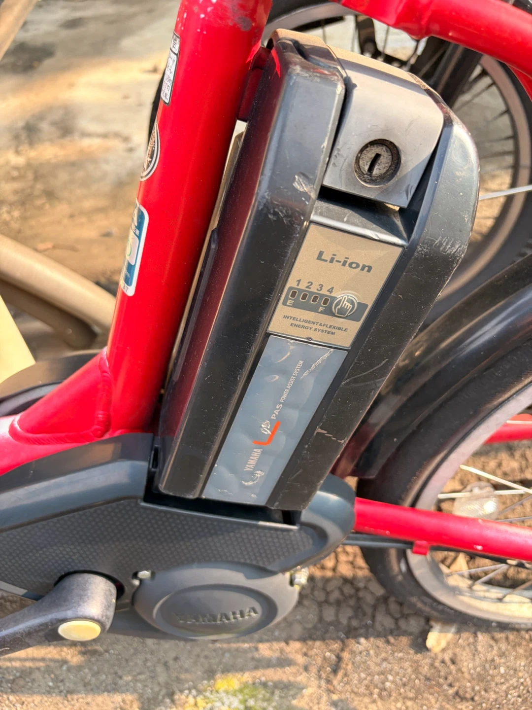 ヤマハ 電動アシスト自転車 PAS CITY-C 赤の写真4枚目