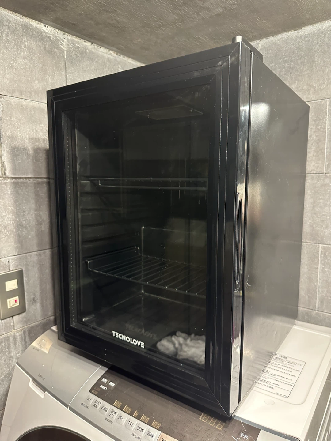 ガラスドア 小型冷蔵庫 35L