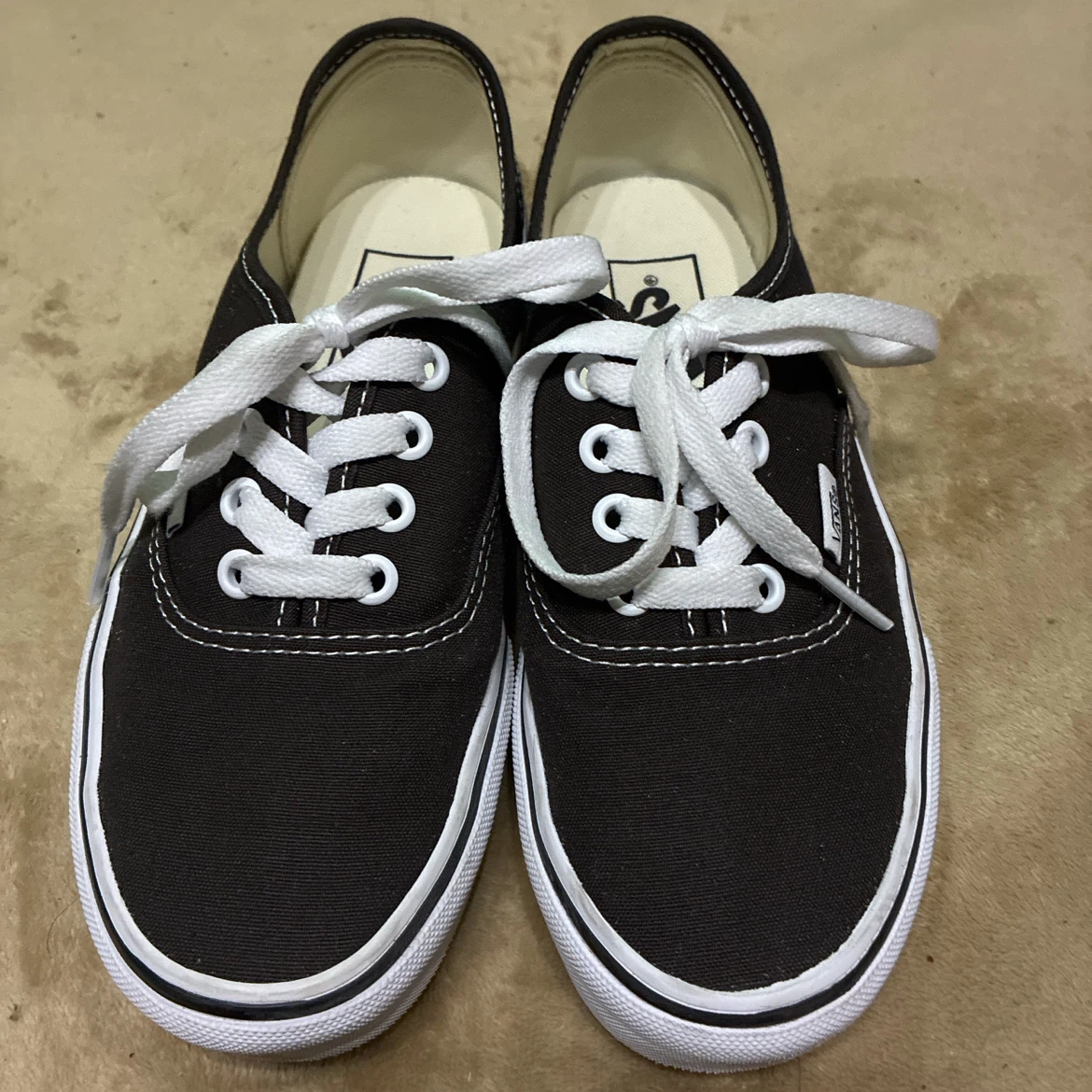 VANS Authentic ブラウン スニーカー 22.5cmの写真2枚目
