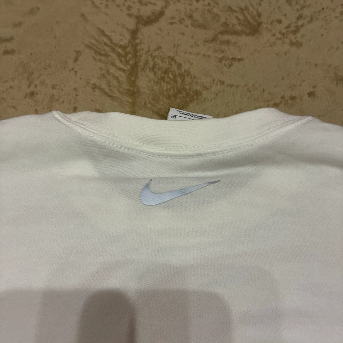 NIKE 長袖シャツ ファイヤーパターン DRY-FIT ホワイト Sサイズの写真8枚目
