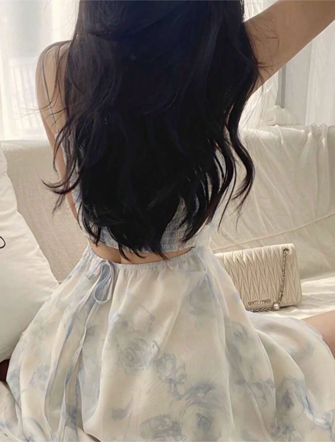 花柄 キャミソールワンピースの写真2枚目