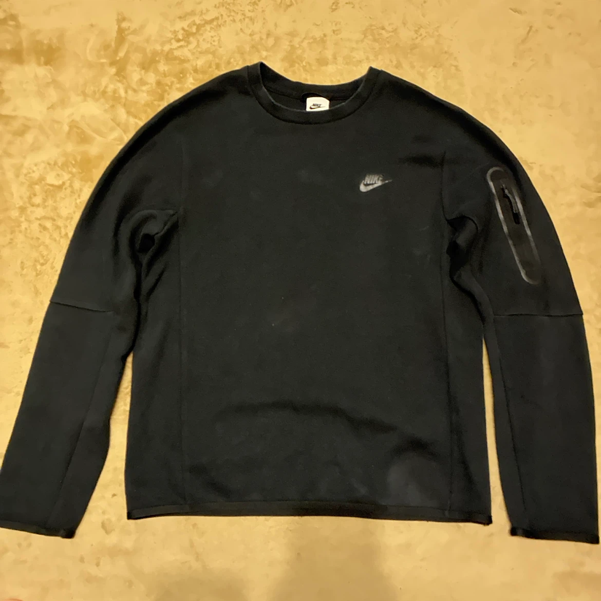 NIKE ナイキ テックフリース セットアップ ブラック 上下セット 上M、下Lの写真2枚目