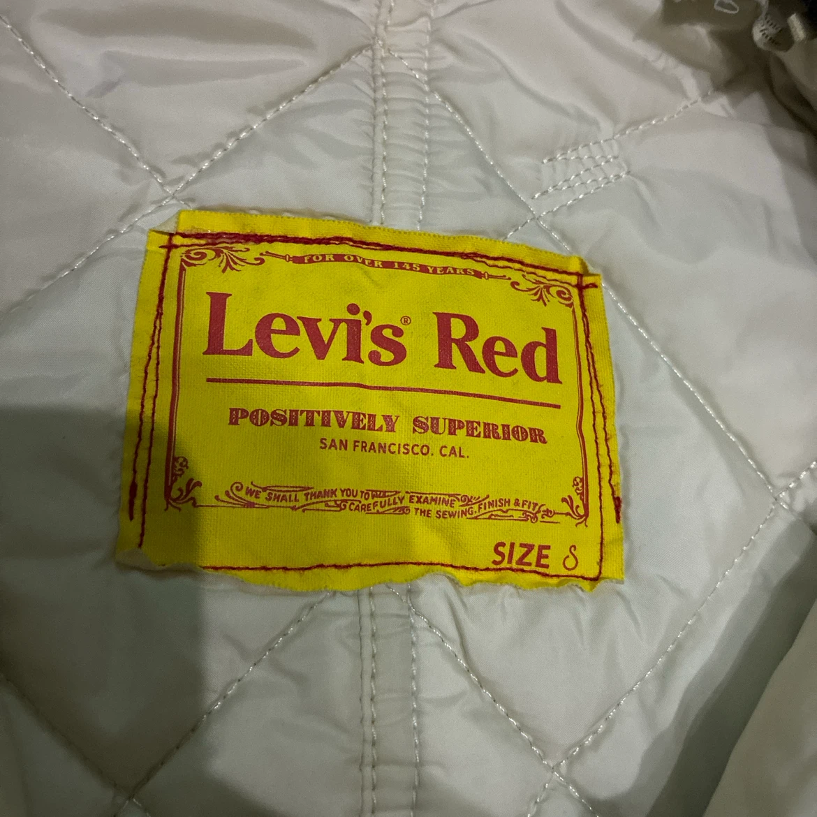 Levi's Red リバーシブル デニム ジャケット キルティング ジャケットの写真4枚目