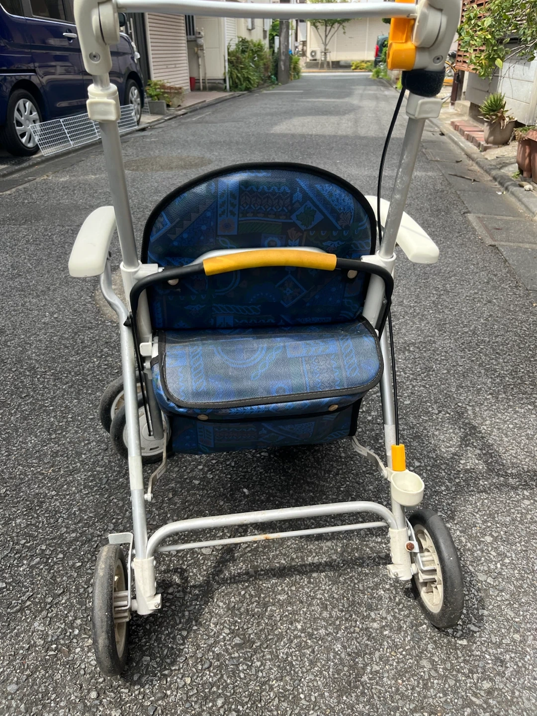 シルバーカー ブルーの写真3枚目