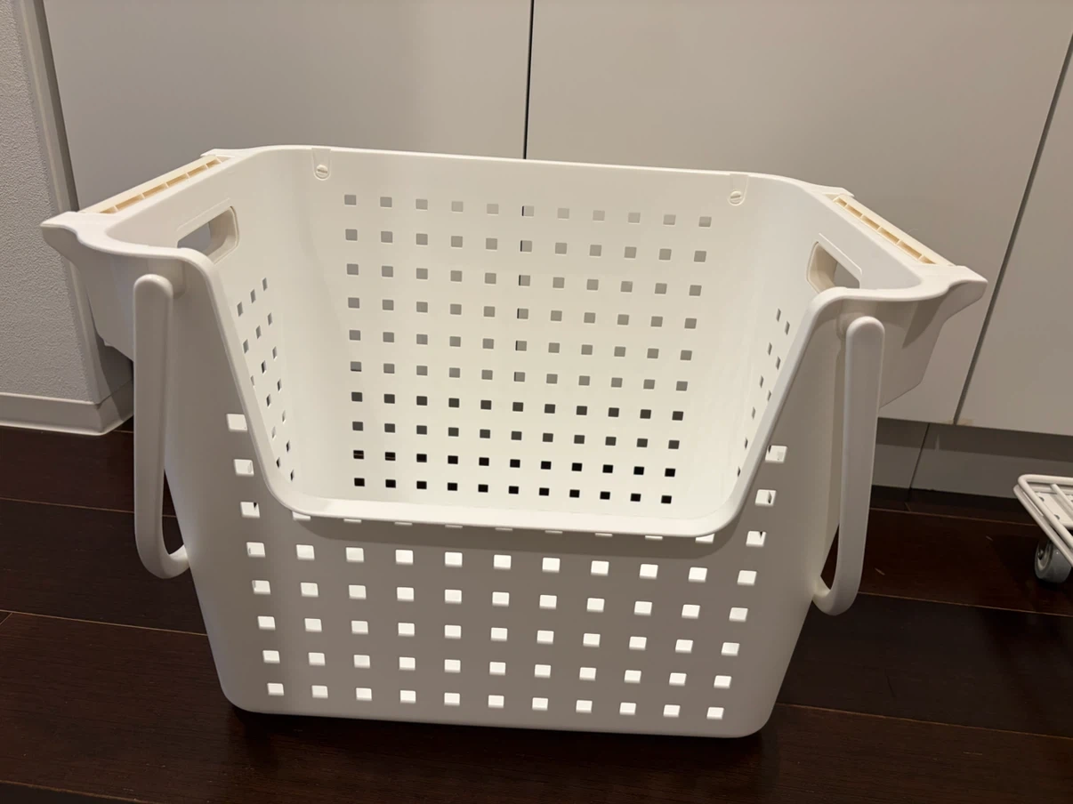 スタッキングバスケット 収納ケース ホワイトの写真2枚目