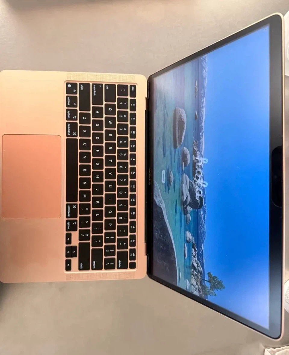 iPhone 交換 MacBook Air M1をiPhoneと[交換]していただける方を探しています。の写真5枚目