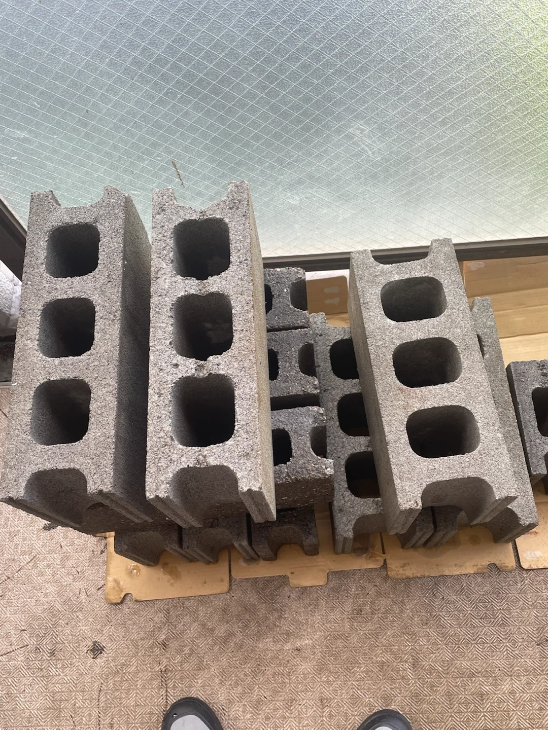 コンクリートブロックを無料でお譲りしますの写真2枚目