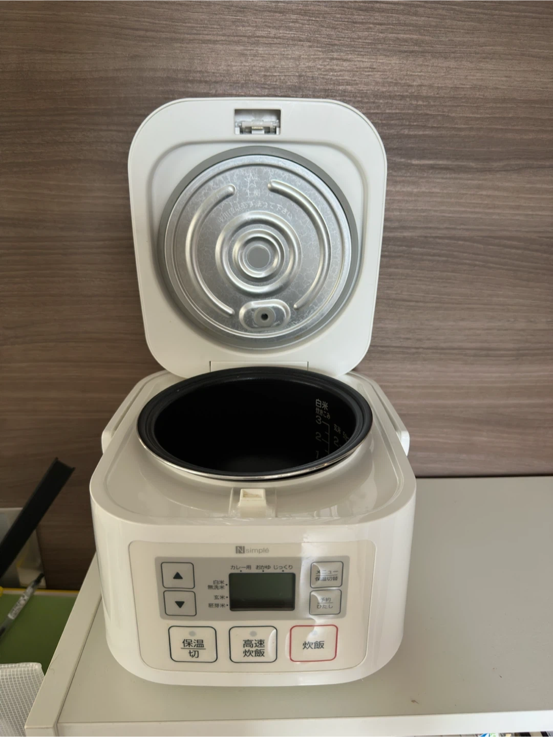 ニトリ 炊飯器 Nsimplé ホワイトの写真3枚目