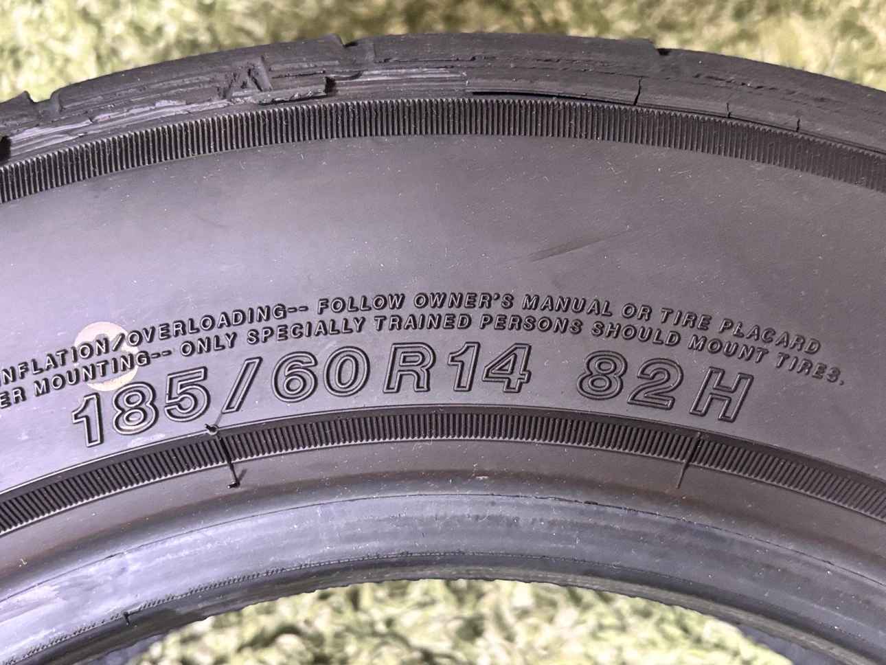 ヨコハマ アドバンネオバ AD09 185/60R14 2本の写真3枚目