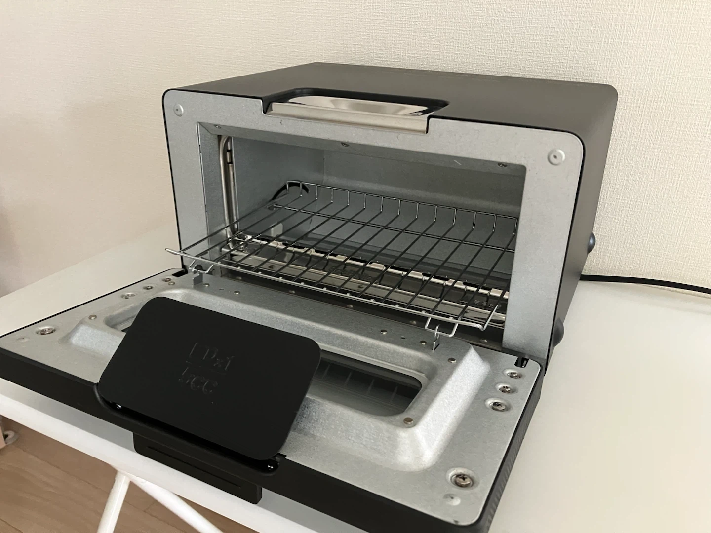バルミューダのスチームオーブントースターの写真2枚目