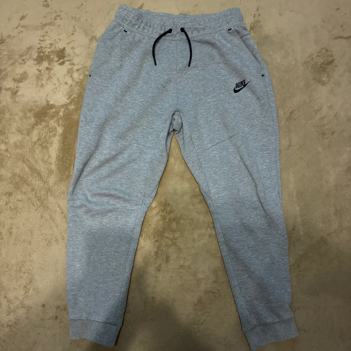 NIKE ナイキ テックフリース セットアップ グレー　上下セット 上M、下Lの写真7枚目