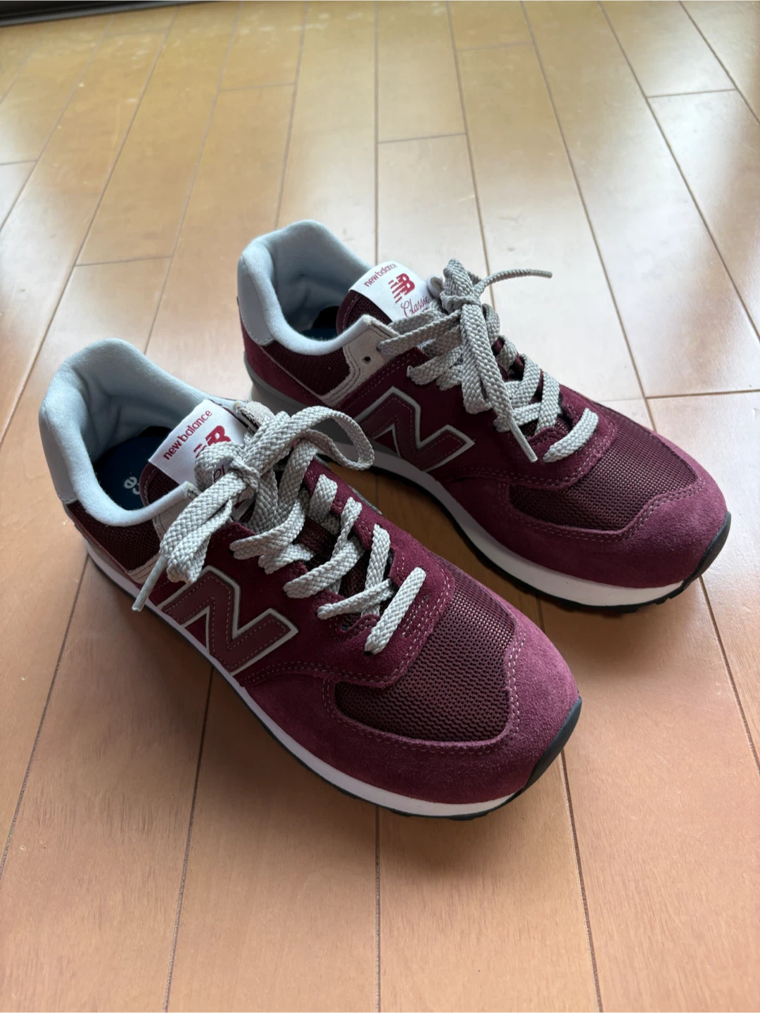 New Balance 574 バーガンディ スニーカー　unisex 25.0の写真2枚目