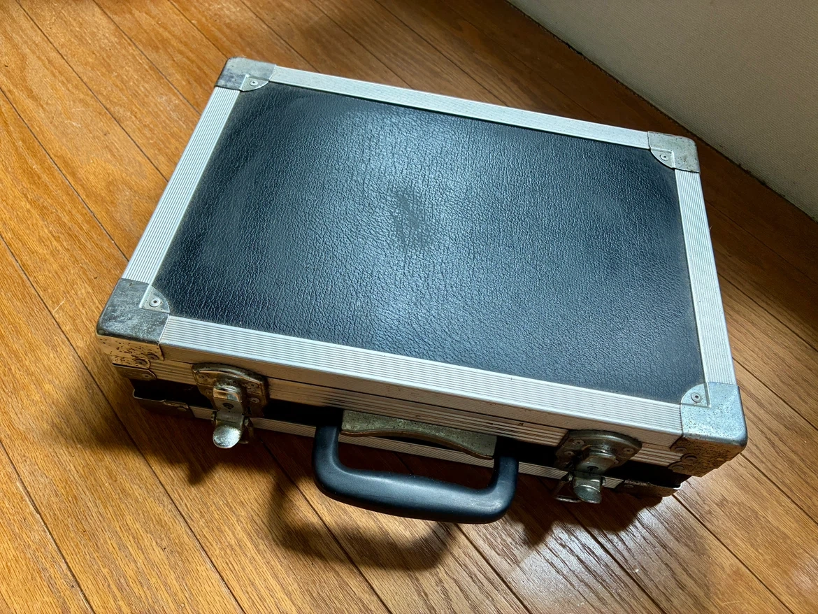 アルミフレーム ハードケース セキュリティケース 鍵なし