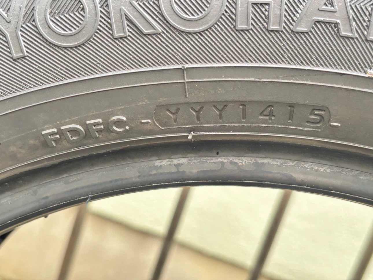 ヨコハマ ブルーアース E51 225/60R17 4本セットの写真6枚目