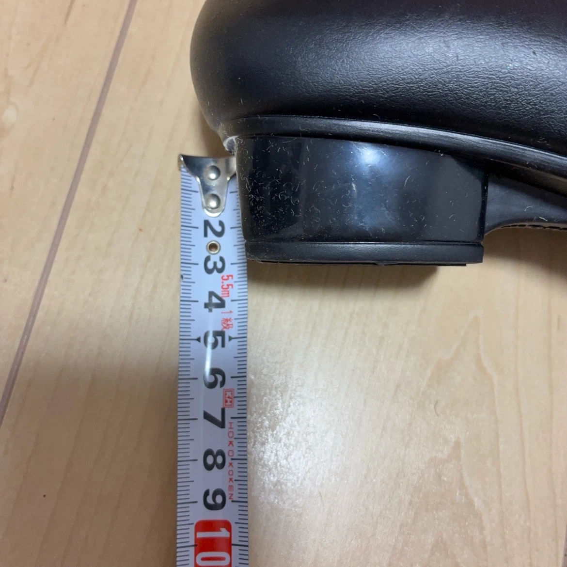 アリーナ フラットパンプス 黒 40サイズの写真5枚目