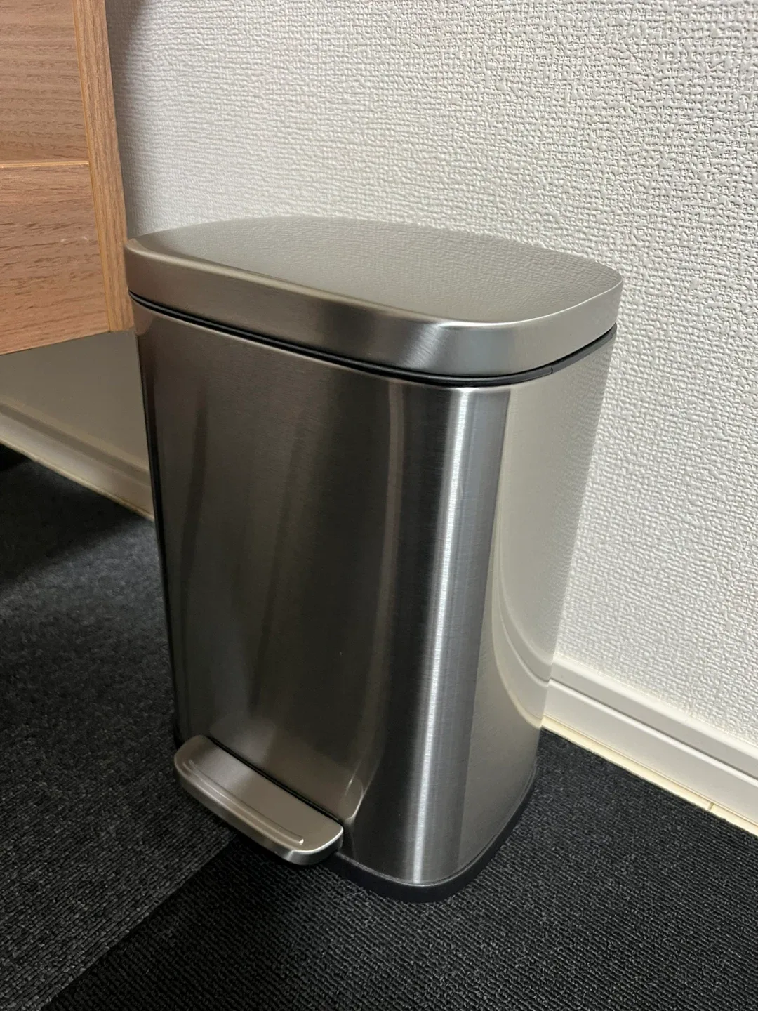 ほぼ未使用のゴミ箱