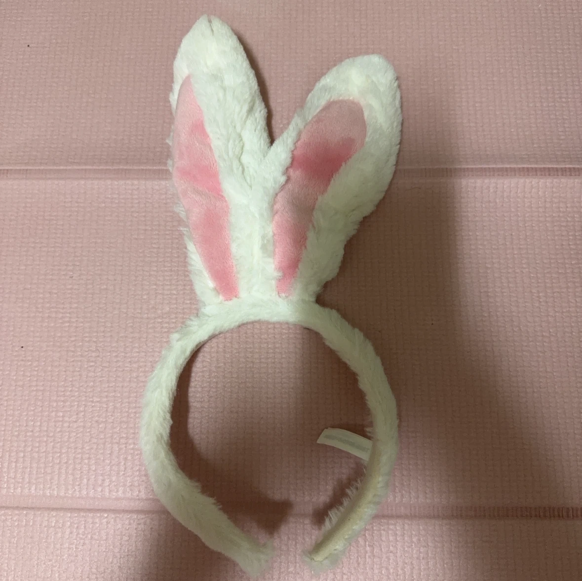 ディズニーリゾート うさみみカチューシャ