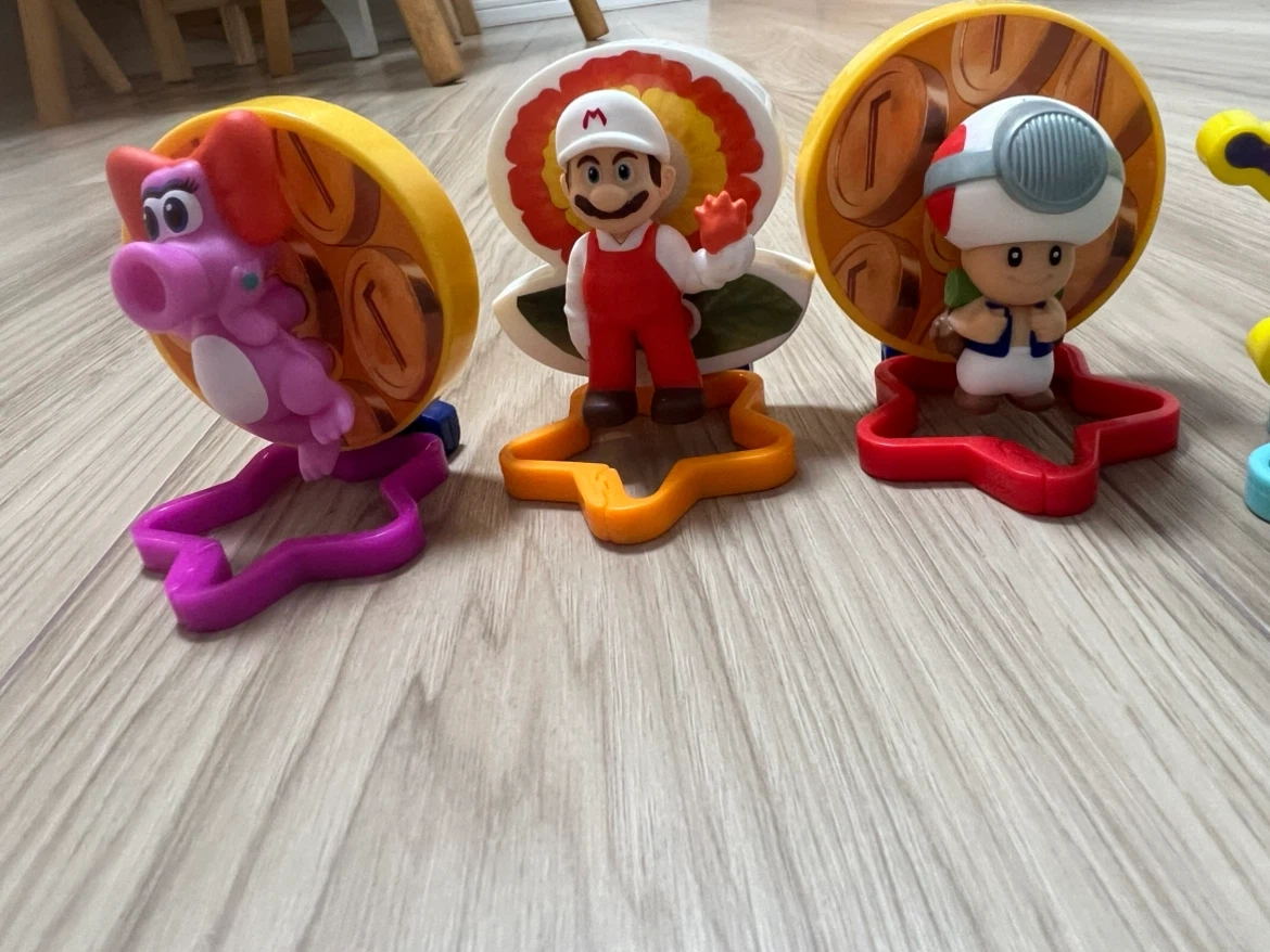 購入者プレゼント🎁マリオカート フィギュア 6体セットの写真2枚目