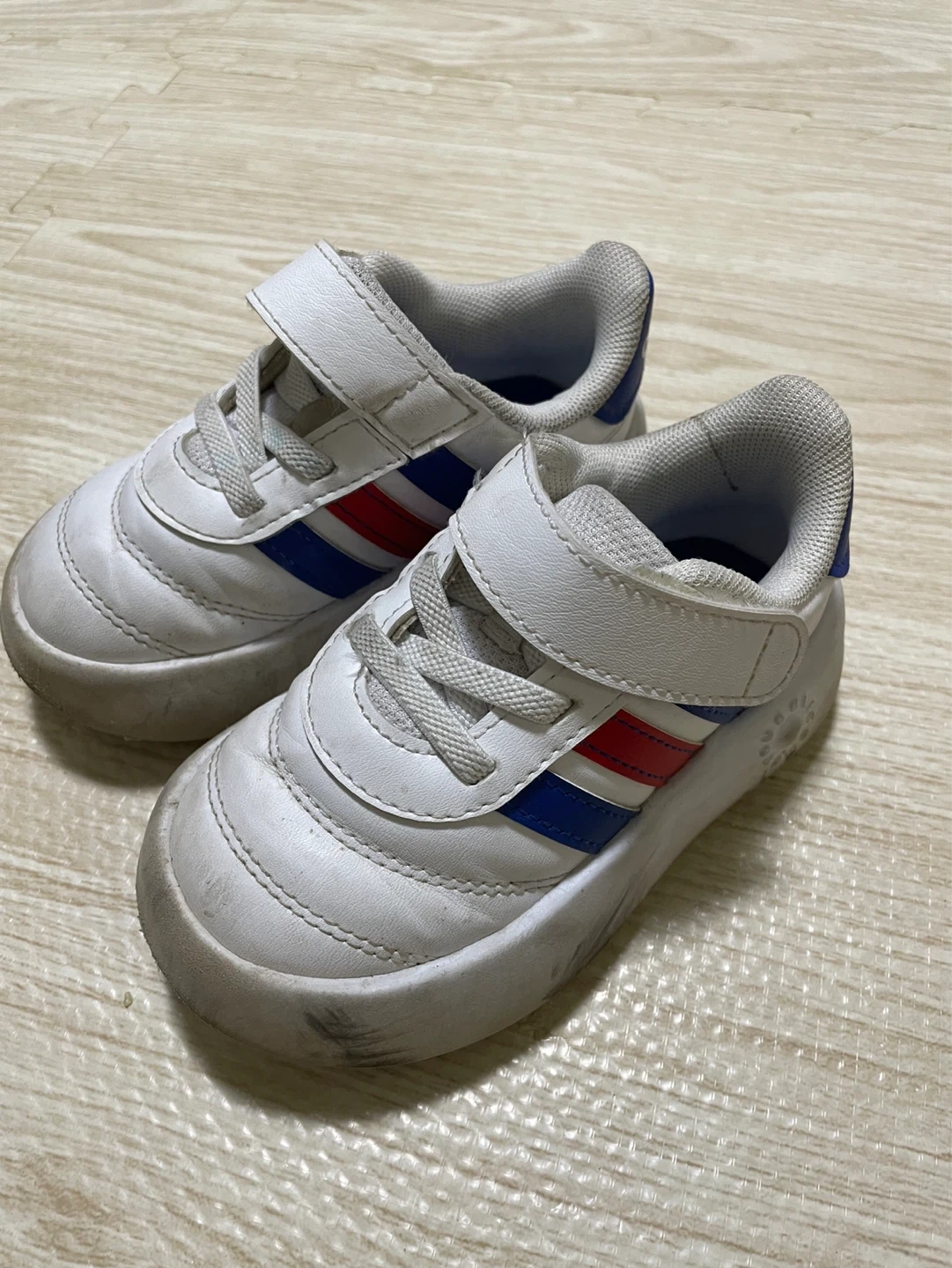 アディダス ベビーシューズ 13cm