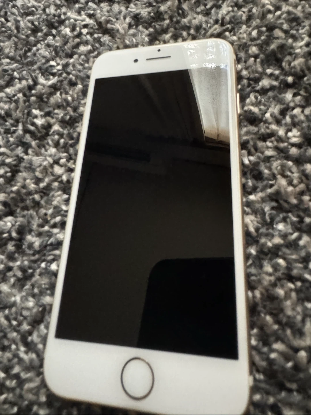 最終値下げ！アップル iPhone 7ゴールドSIMフリーの写真2枚目