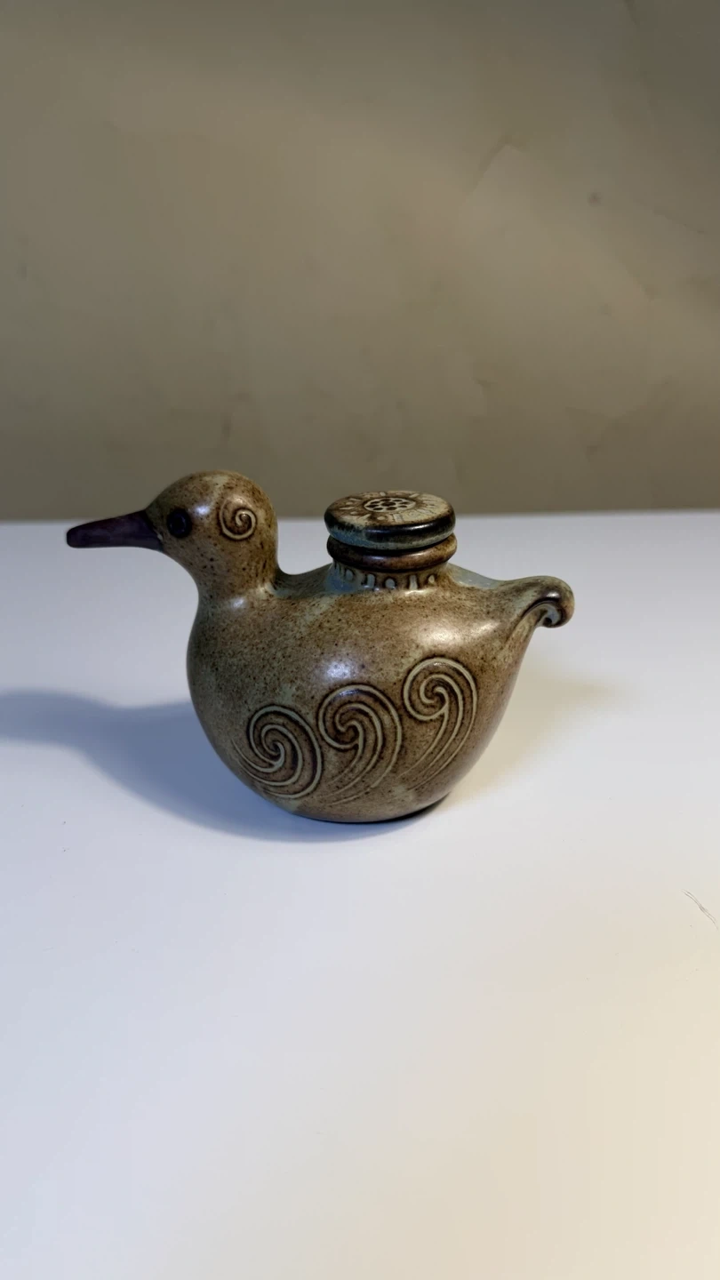 鳥型 陶器製 醤油差し 置き物