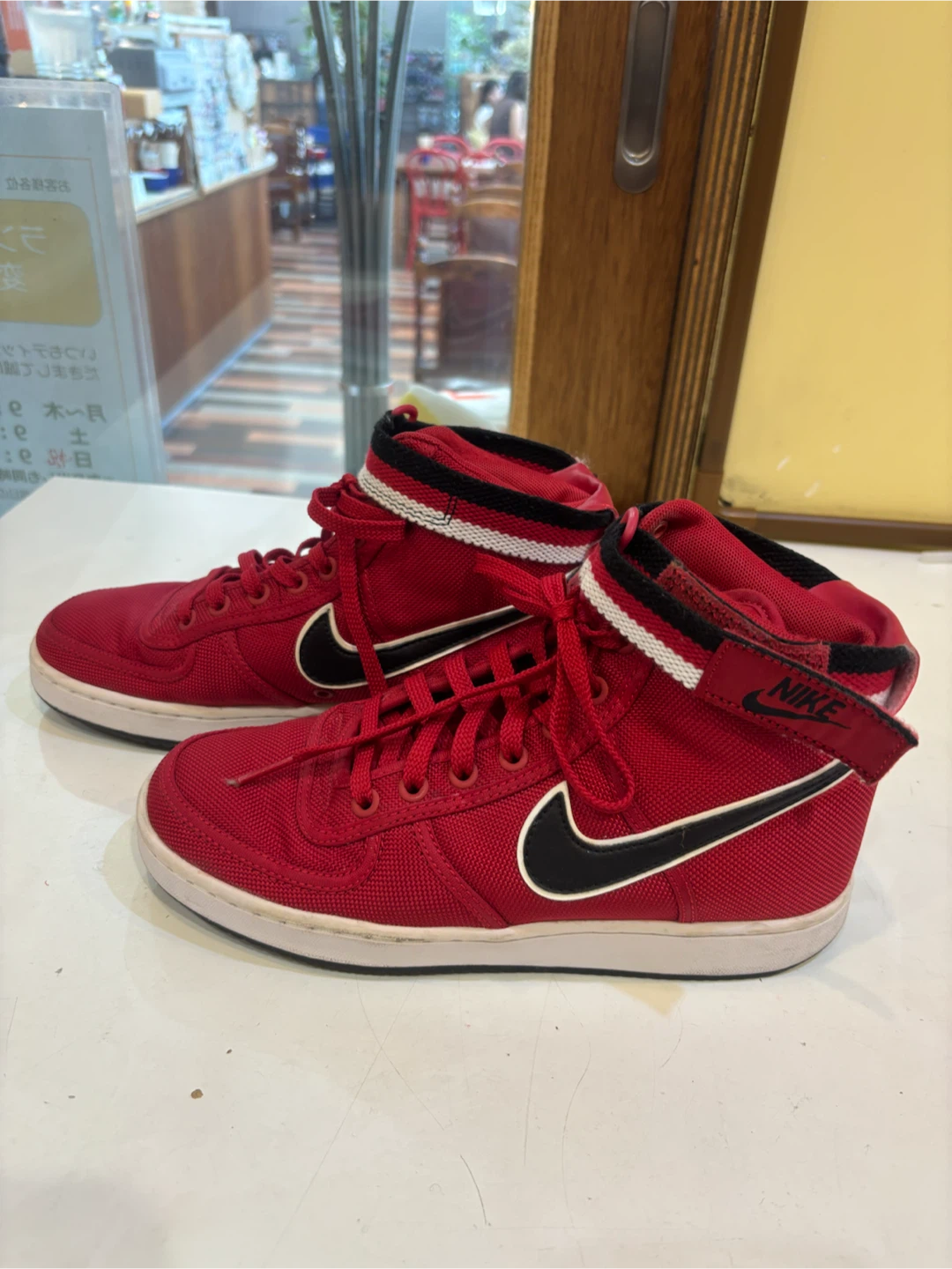 ナイキ ハイカットスニーカー レッド24cmの写真2枚目