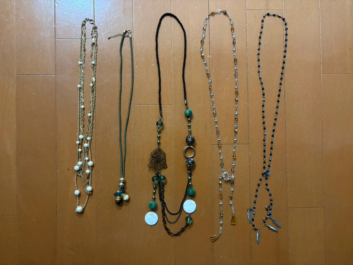 アクセサリー色々まとめ売り　ネックレス、ブレスレット、イヤリング