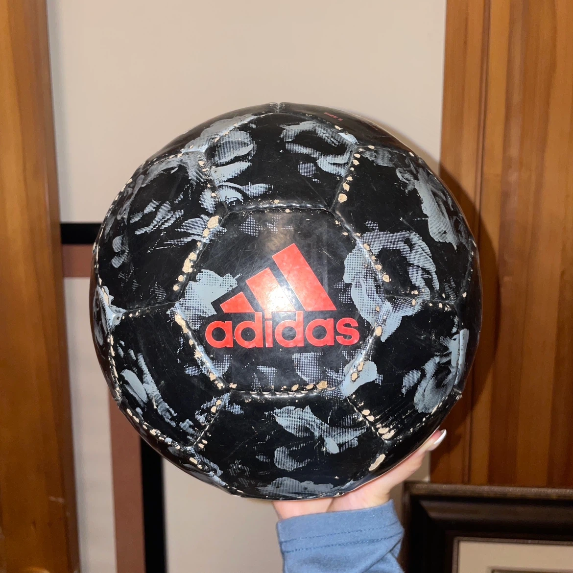アディダス マンチェスターユナイテッド サッカーボール 5号の写真4枚目