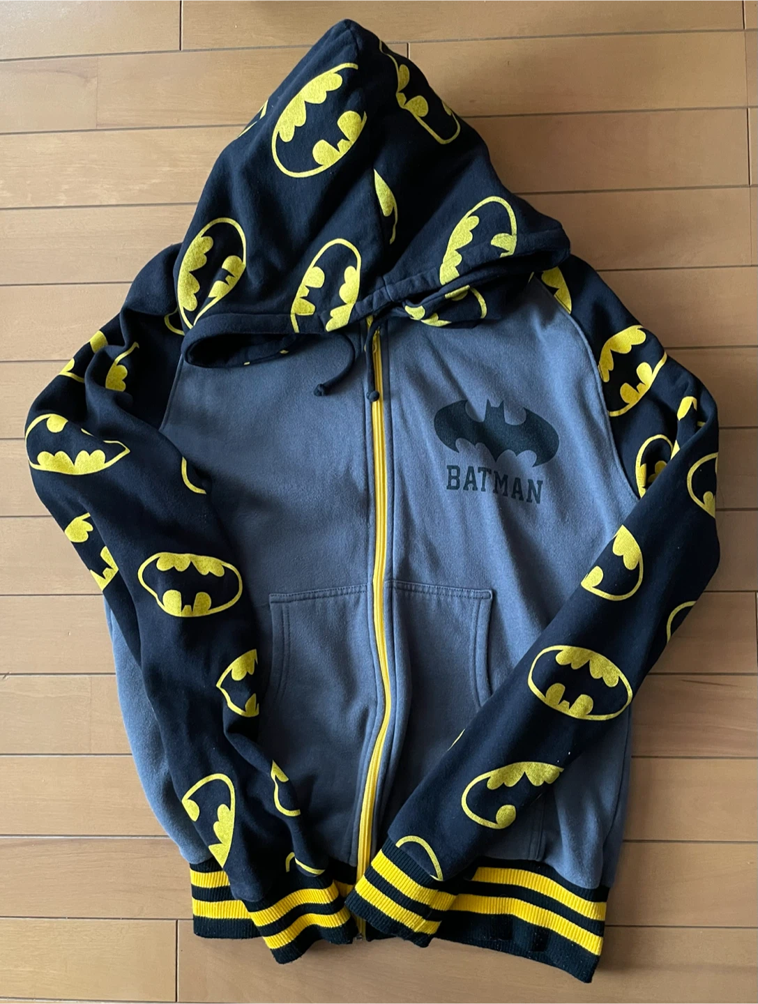 バットマン ジップアップパーカー Mサイズ