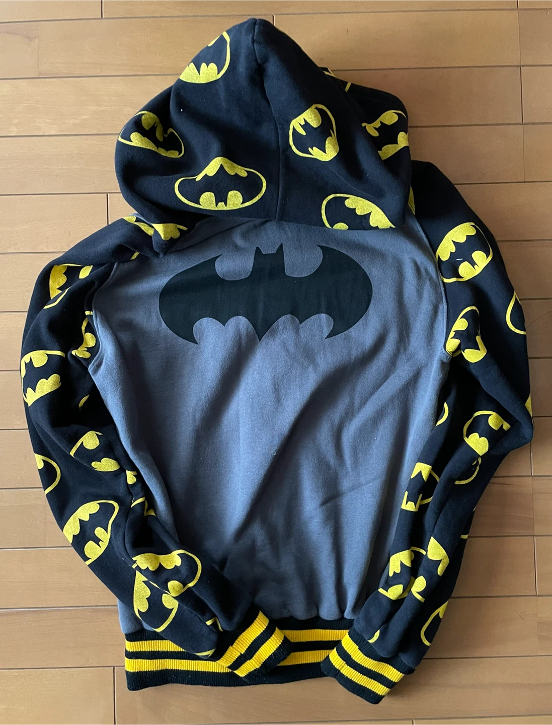 バットマン ジップアップパーカー Mサイズの写真2枚目