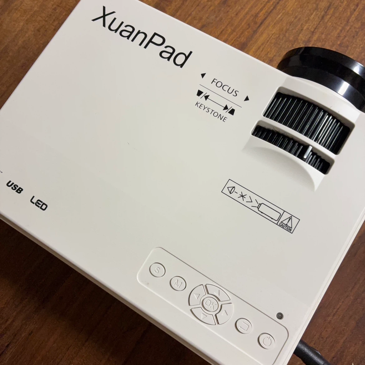 XuanPad 小型プロジェクター