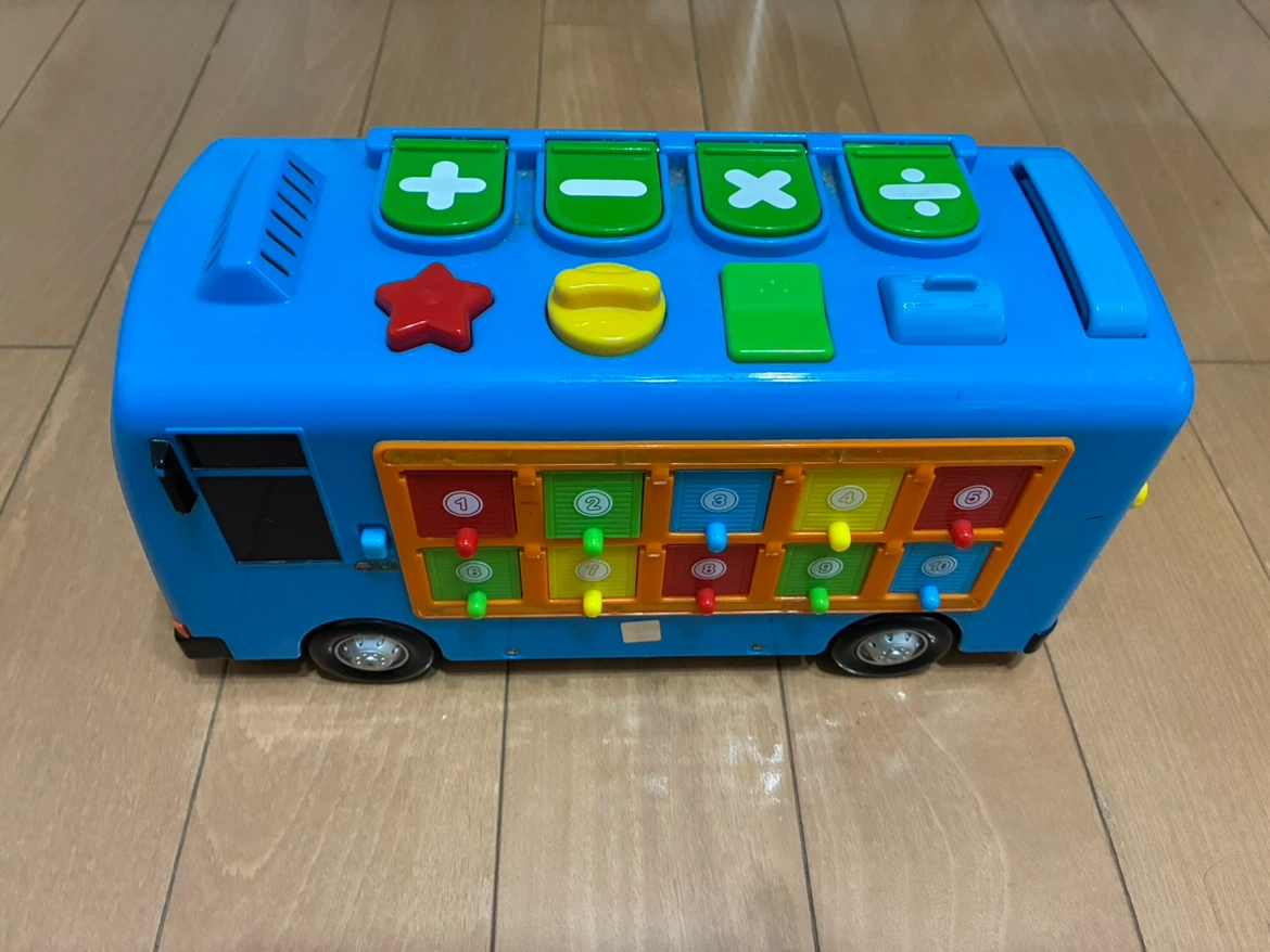 タヨ バス 知育玩具 数字遊びの写真4枚目
