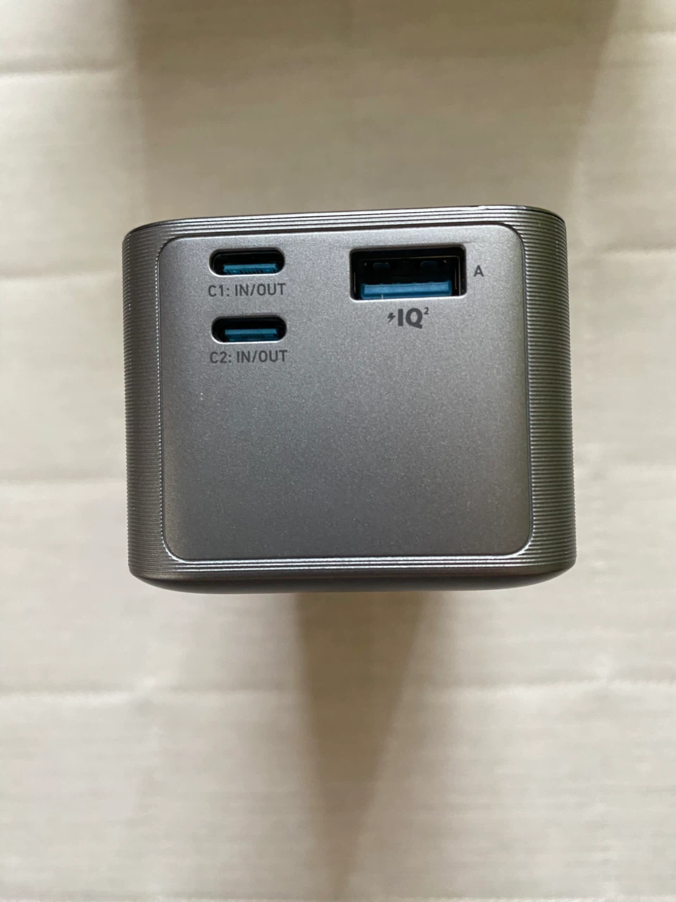 アンカー モバイルバッテリー A1340の写真2枚目