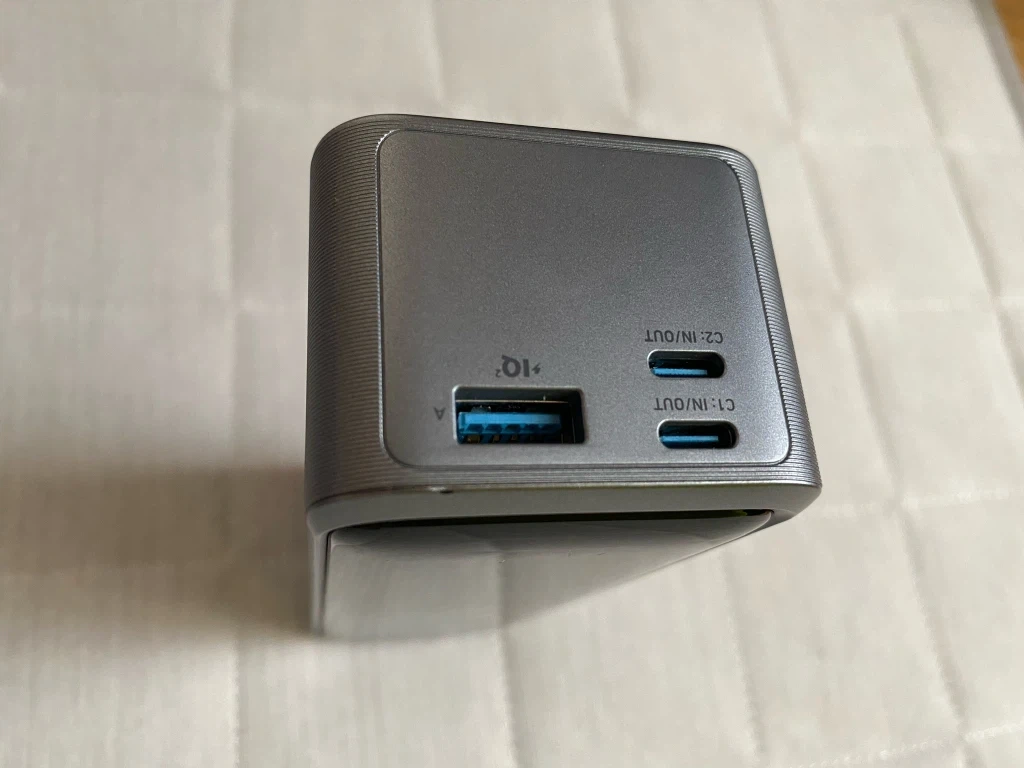 アンカー モバイルバッテリー A1340の写真8枚目