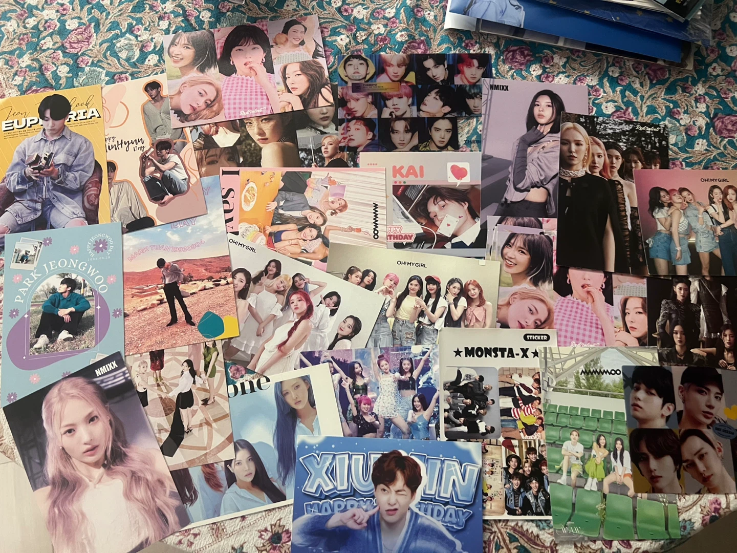 K-POPアイドル トレカ まとめ売り 大量セットの写真2枚目