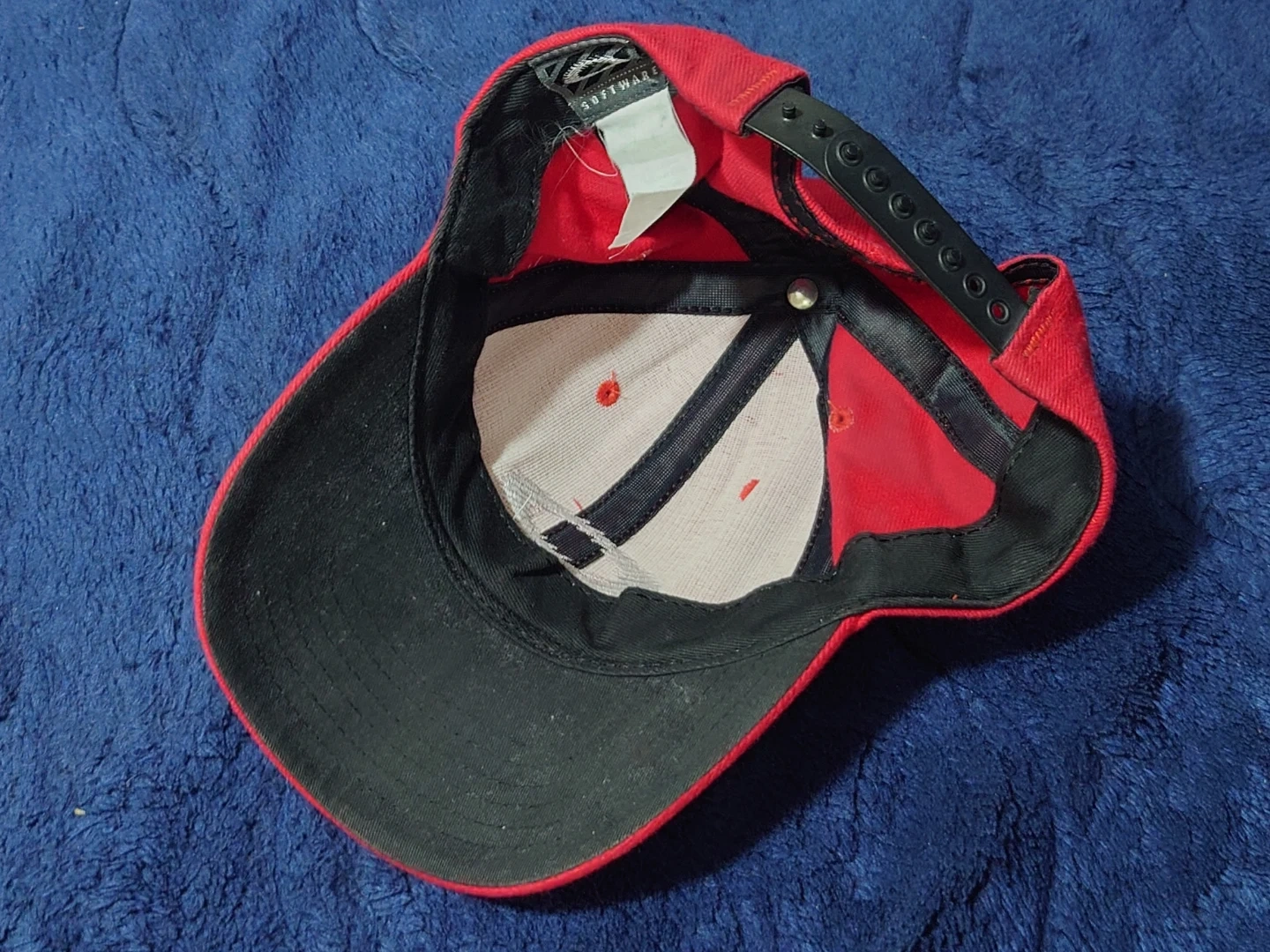 OAKLEY オークリー キャップ レッド USED品の写真2枚目