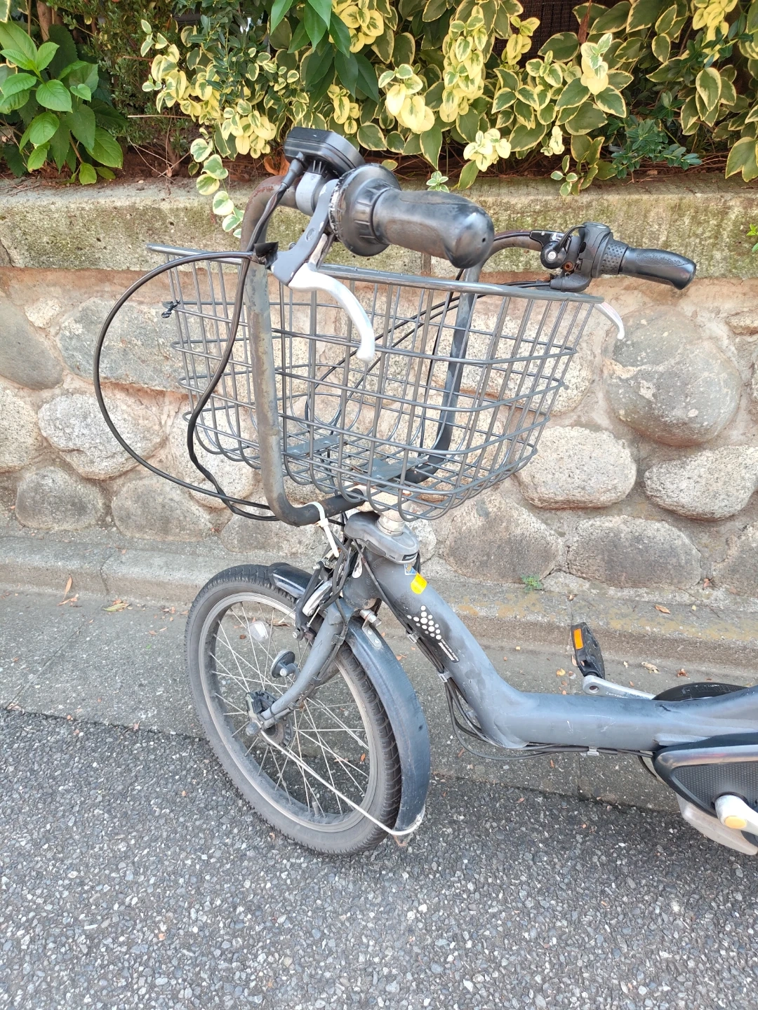 電動自転車 (パンクしたタイヤ)の写真7枚目