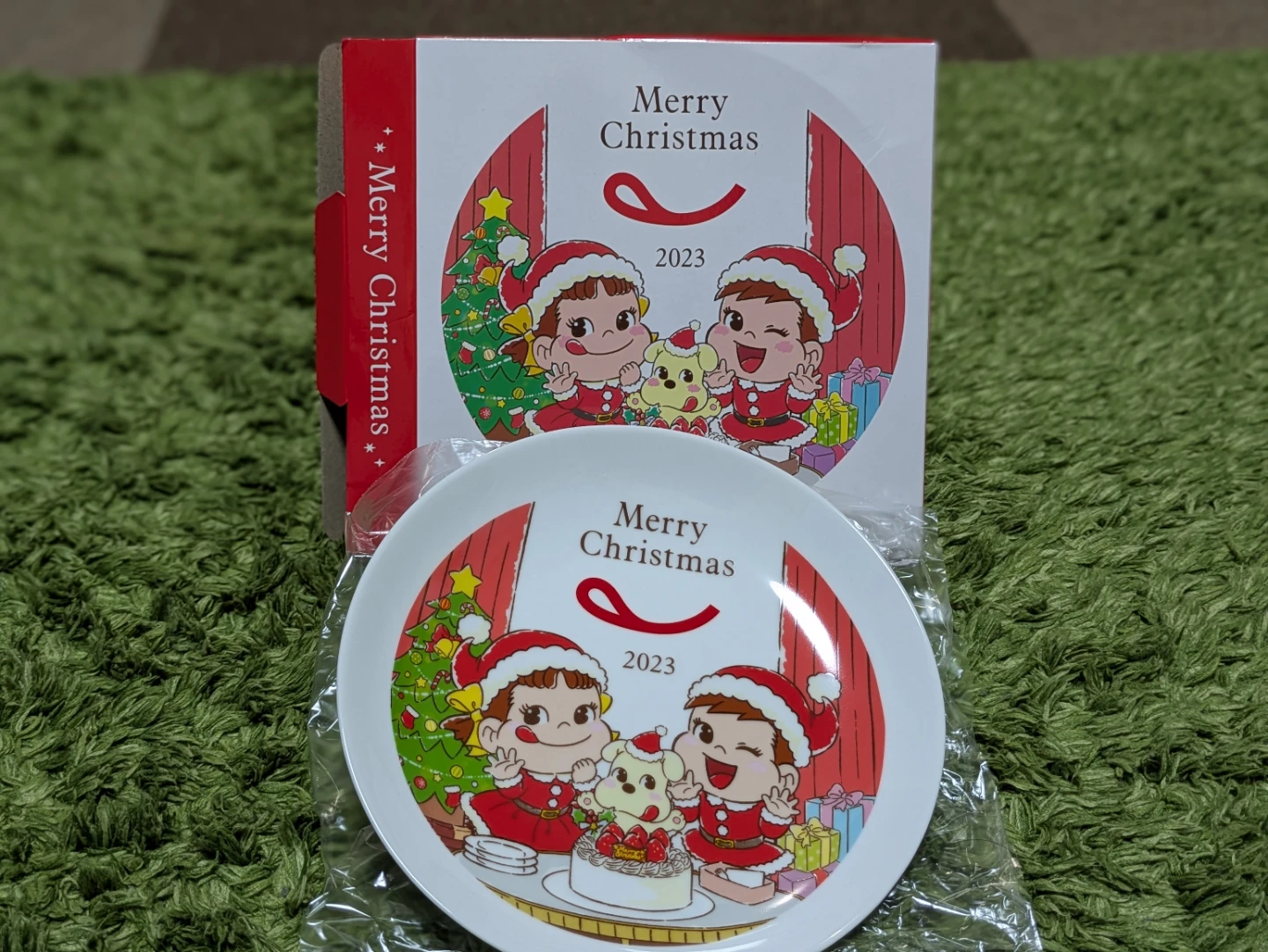不二家 ペコちゃん クリスマスプレート 2023
